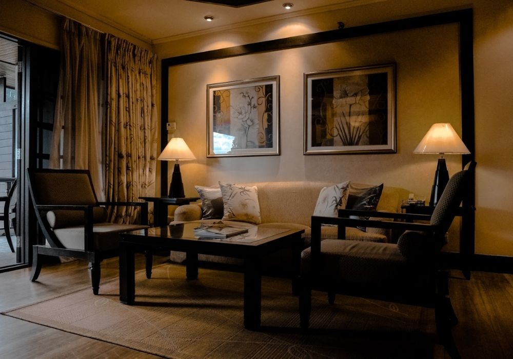 Everything About Warm Lighting [Color Temperature Chart Included]