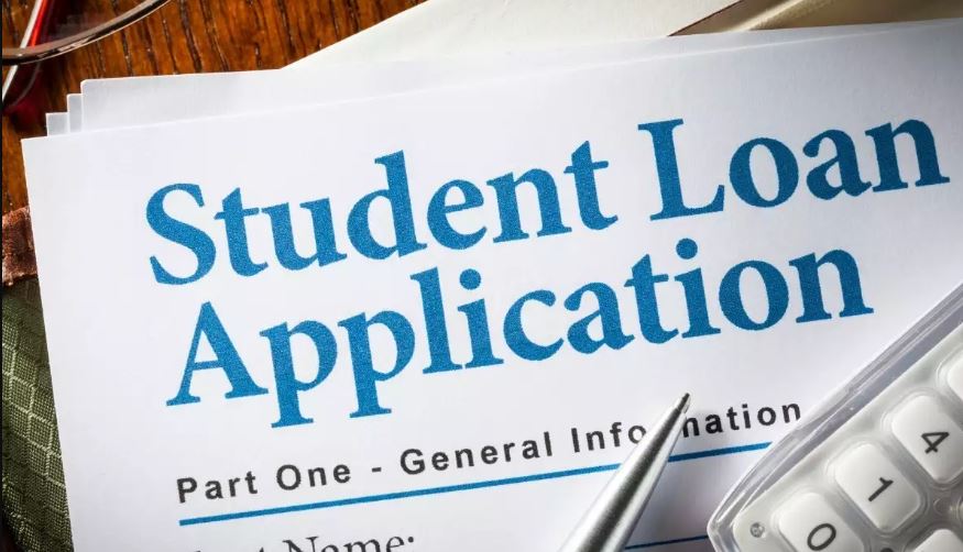 How Students can take Loans in India for Personal Use