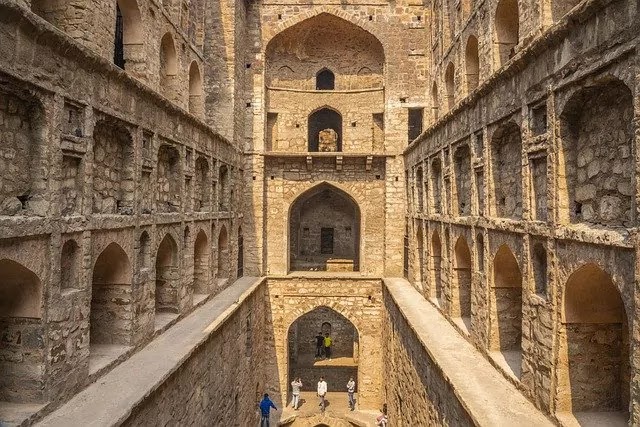 Agrasen Ki Baoli Travel Guide Agrasen Ki Baoli Travel Guide
