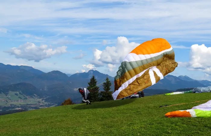 paragliding, Bir Billing, Himachal Pradesh - Route, Timing, and Total Cost
